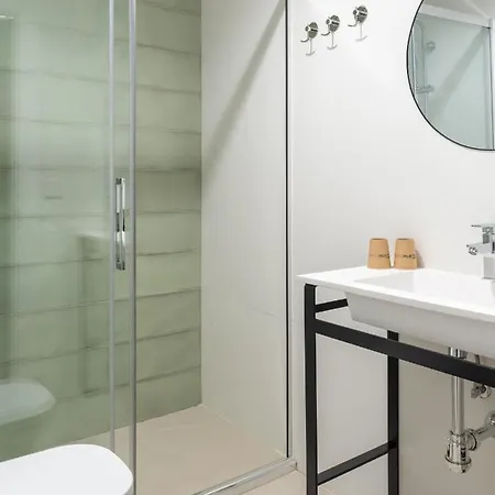 Limehome Calle Torcuato Luca De Tena - Digital Access شقة فندقية