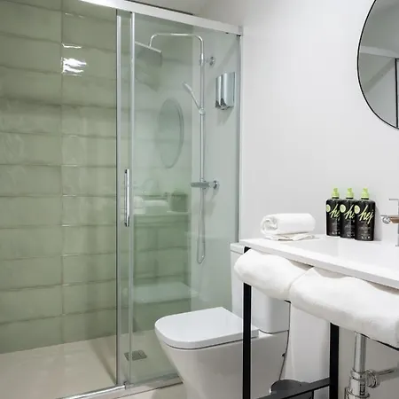 Limehome Calle Torcuato Luca De Tena - Digital Access شقة فندقية 3*