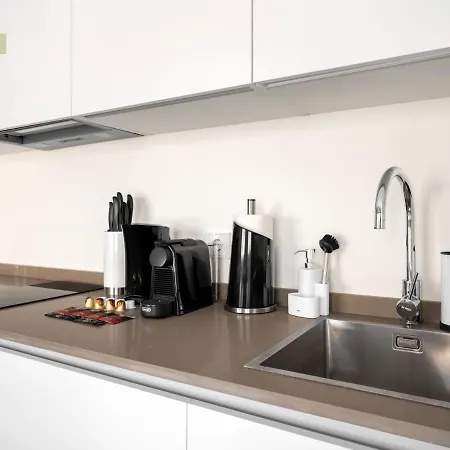 Limehome Calle Torcuato Luca De Tena - Digital Access شقة فندقية إشبيلية